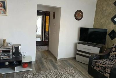 Apartament cu 2 camere semidecomandat în Micro 14 - 5