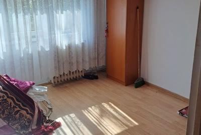 Apartament cu 3 camere decomandat în Central - 6
