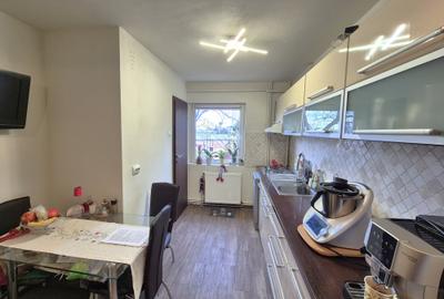 Apartament cu 3 camere decomandat, mobilat în Aurel Vlaicu - 7