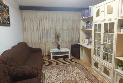 Apartament cu 4 camere decomandat în Broșteni - 3