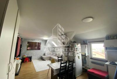 Apartament cu 3 camere, centrala proprie, zona Soarelui - 2