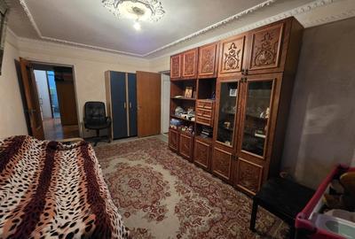 1 Decembrie 1918, 15 minute metrou, Auchan, bloc 1983, 2 gr sanitare - 8