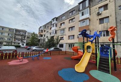 Vanzare apartament 2 camere transformat in 3, etaj 1, strada Comuna din Paris - 9