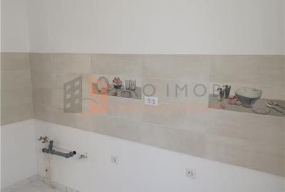 Apartament cu 2 camere decomandat în 1 Decembrie - 8