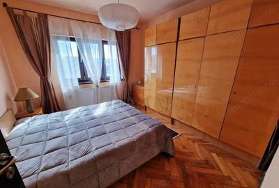 Apartament cu 3 camere decomandat, mobilat în Dacia