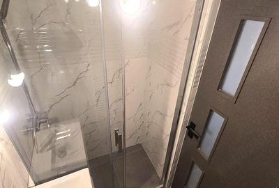 Apartament cu 2 camere semidecomandat în Micro 14 - 15