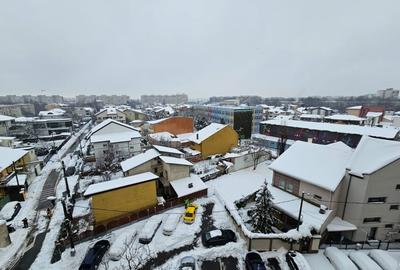 Apartament cu 3 camere semidecomandat, mobilat în Berceni - 1