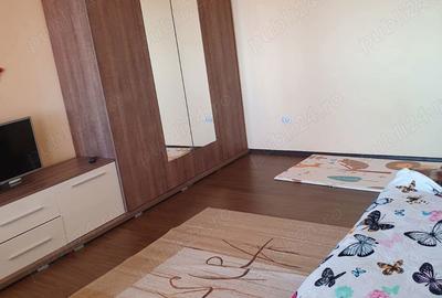 Apartament cu 2 camere decomandat în Independenței - 2