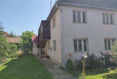 Casă cu 3 camere în Întorsura Buzăului