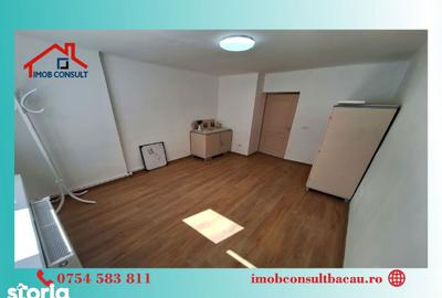 Apartament cu 2 camere semidecomandat în 9 Mai - 7