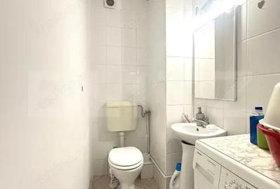 Apartament cu 3 camere decomandat în Lipovei - 9