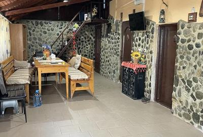 Casă cu 2 camere cu Teren 300 Mp în Central - 5
