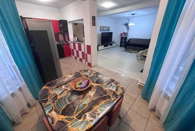 Casă cu 4 camere cu Teren 1289 Mp în Amara - 3