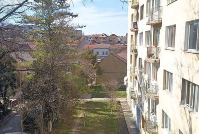 Apartament cu 2 camere semidecomandat în Horea - 5