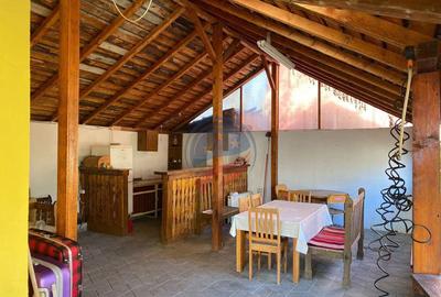 Casă cu 7 camere cu Teren 720 Mp în Bordei - 10