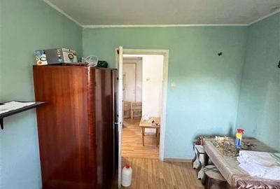 Apartament cu 3 camere decomandat în Podu Roș - 5