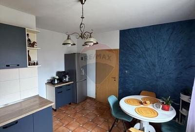 Casă cu 5 camere cu Teren 999 Mp în Bărăbanț - 18