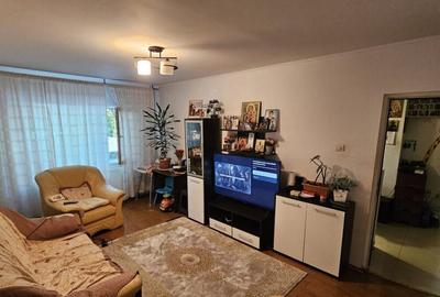 9 MAI - 3 cam dec, parter/4 la 83500 euro - 1