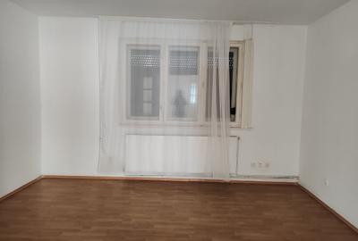 Casă individuală cu 4 camere cu Canalizare în Schei - 5