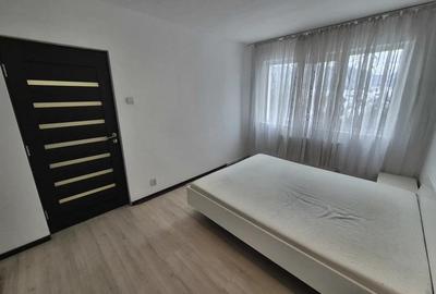 Vand apartament 2 camere Micro 3 - 6