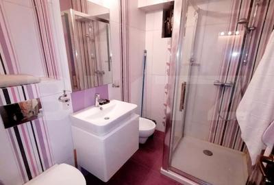 Apartament de 4 camere, 98 mp, centrala, aer conditionat, zo - 12