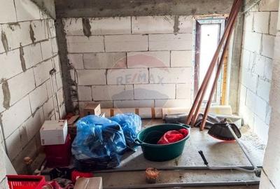 Casa / Vila cu 4 camere de vanzare /zona Baltag - 17