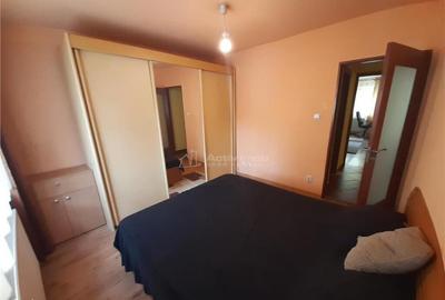 Apartament cu 2 camere decomandat în Micro IV - 4