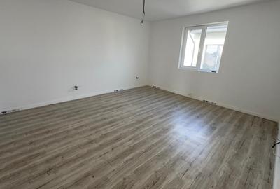 Casă individuală cu 5 camere cu Canalizare în Central - 11