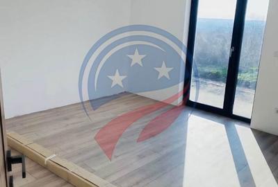 Casă cu 4 camere cu Teren 320 Mp în Dobrun - 1