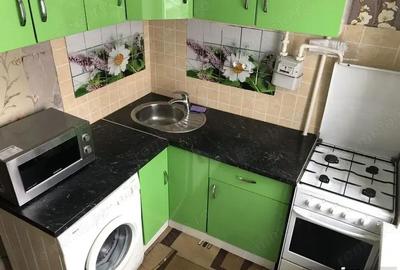 Garsonieră decomandată în Central - 2