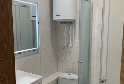 Garsonieră decomandată în Central