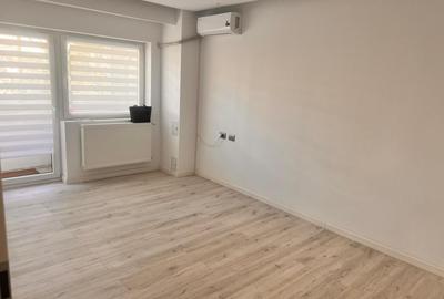 Apartament cu 3 camere decomandat în Decebal - 28