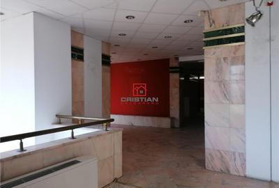 Spațiu comercial, de 1,600 mp, în Unirii - 15