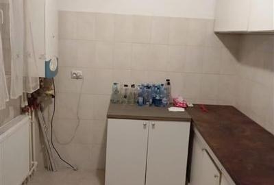 Metrou Aparatorii Patriei - 2 camere - ideal sediu firma - nemobilat - centrala - 3