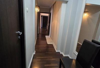 Apartament cu trei camere zona centrala - 7