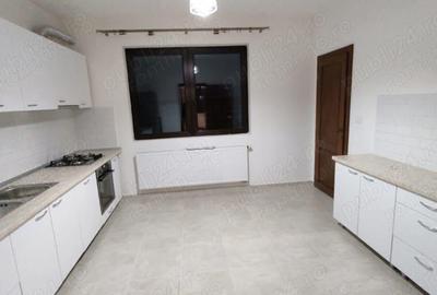 Casă cu 5 camere cu Teren 270 Mp în Giroc - 1