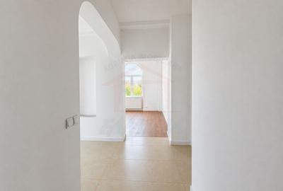 Garsonieră decomandată în Central - 7