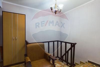 Vila individuala si teren in Sector 2 - 16