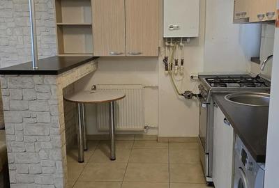 Apartament cu 2 camere decomandat în Rahova - 3
