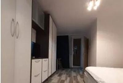 Garsoniera Titan,Metrou 1 Decembrie 1918,bl 1978,Et.2/10,Balcon,mobilata utilata - 2