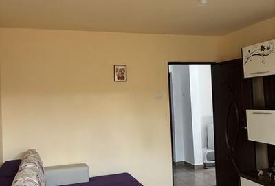 Apartament cu 2 camere decomandat în Est