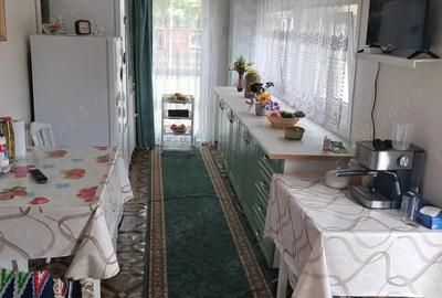 Casă cu 3 camere cu Teren 1446 Mp în Moinești - 9