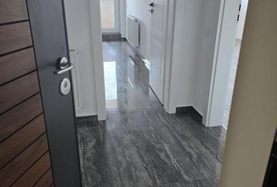 Apartament cu 2 camere decomandat în Central - 3