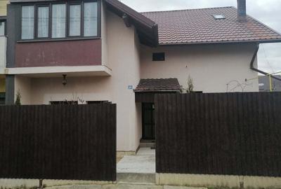 Casă cu 5 camere cu Teren 399 Mp în Sfântu Ilie - 9