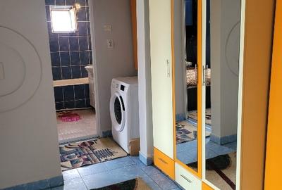 Apartament cu 2 camere decomandat în 9 Mai - 5