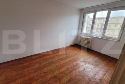 Birou, de 55 mp, în Brazda lui Novac - 2