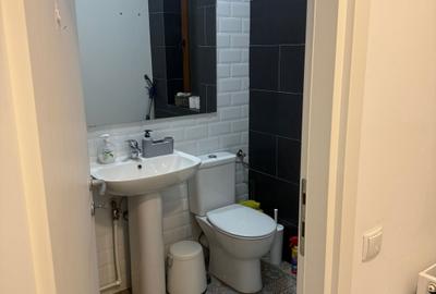 Casă cu 4 camere cu Teren 235 Mp în 1 Decembrie - 2