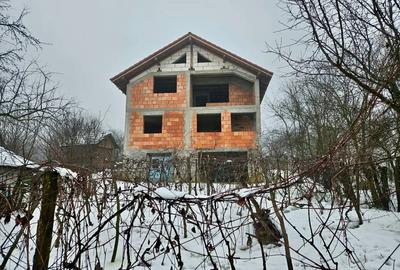 Casă în Ionești - 3