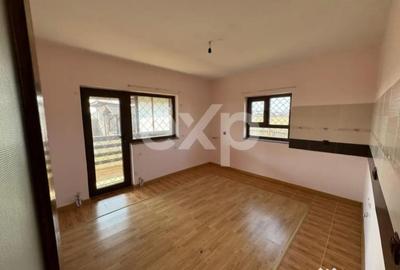 Casă cu 4 camere cu Canalizare în Mălureni - 1