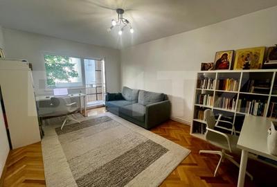 Apartament cu 4 camere decomandat, mobilat în Zorilor